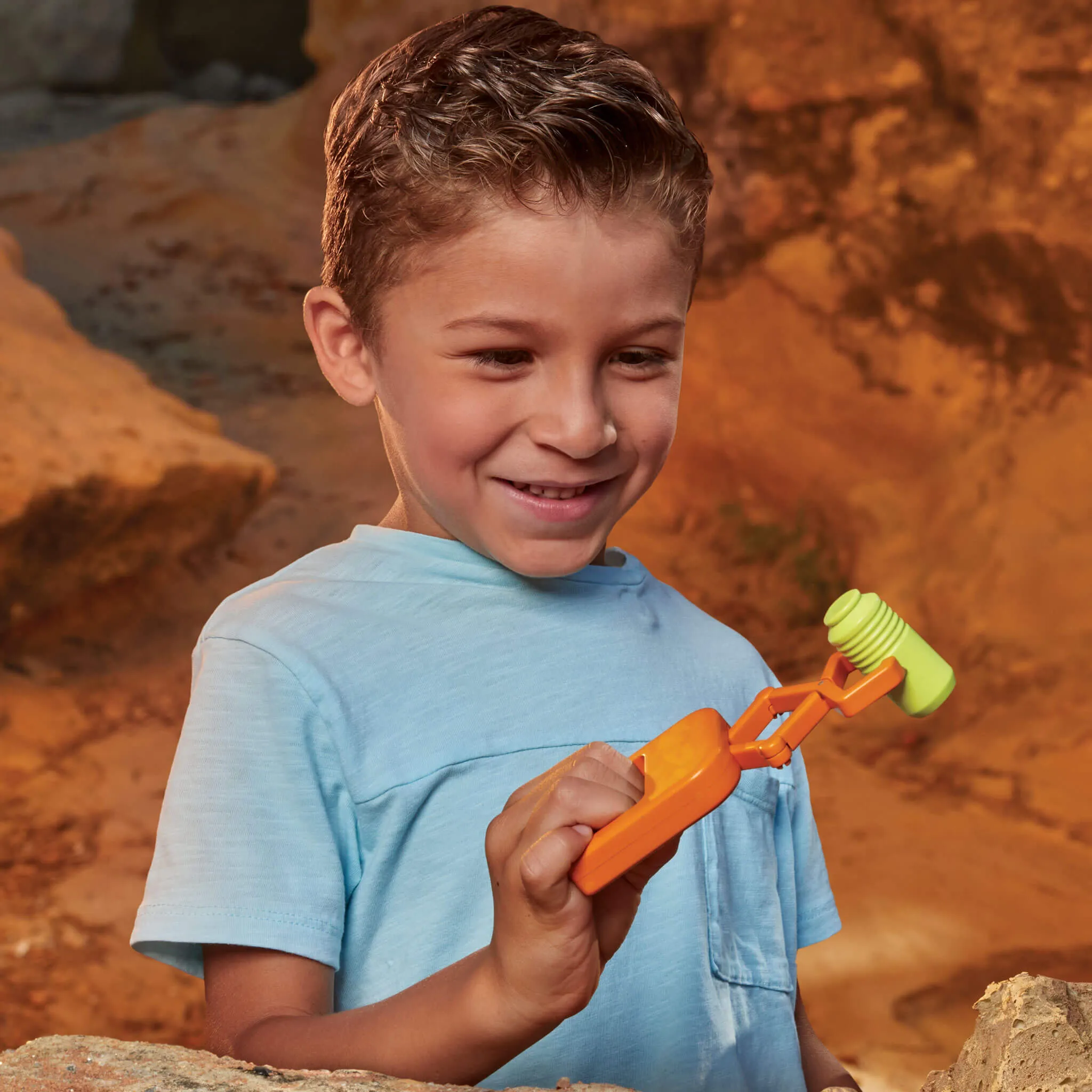Big Adventures™ Moon Microscope Space Rover