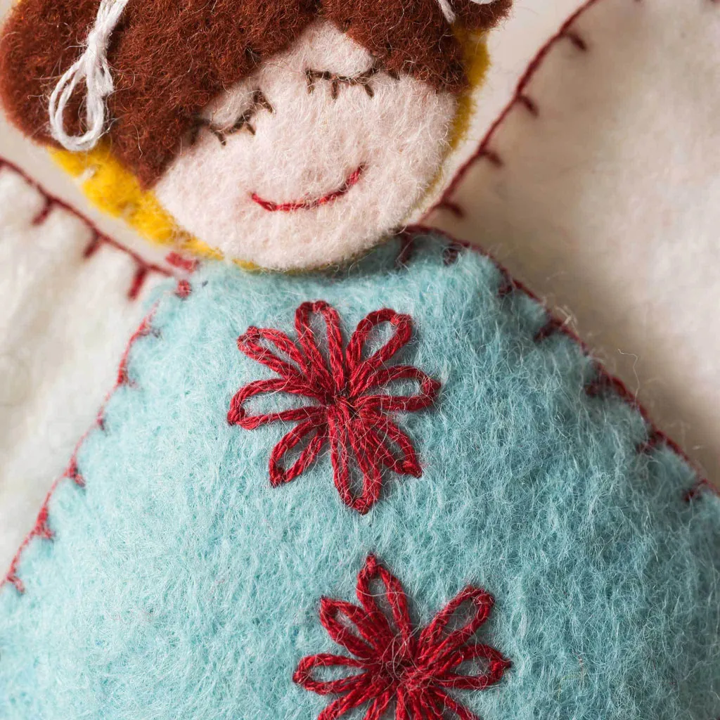 Corinne Lapierre - Felt Craft Kit Scandinavian Angels