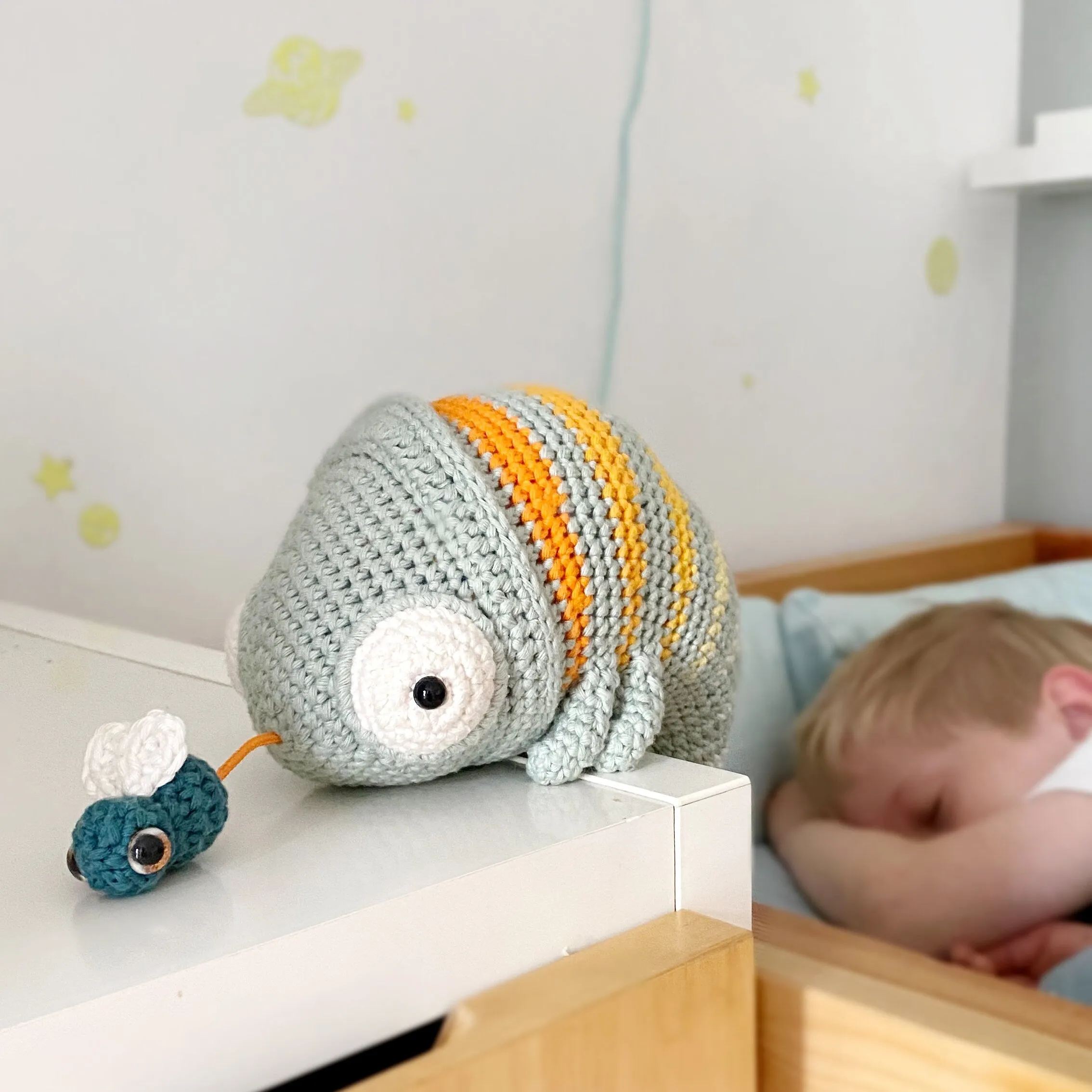 Crochet Pattern . Chameleon Conrad . Musical Toy