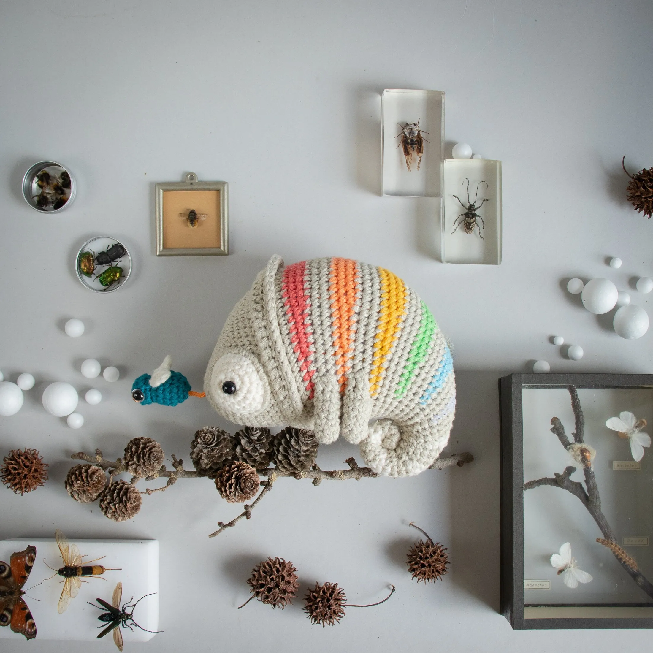Crochet Pattern . Chameleon Conrad . Musical Toy