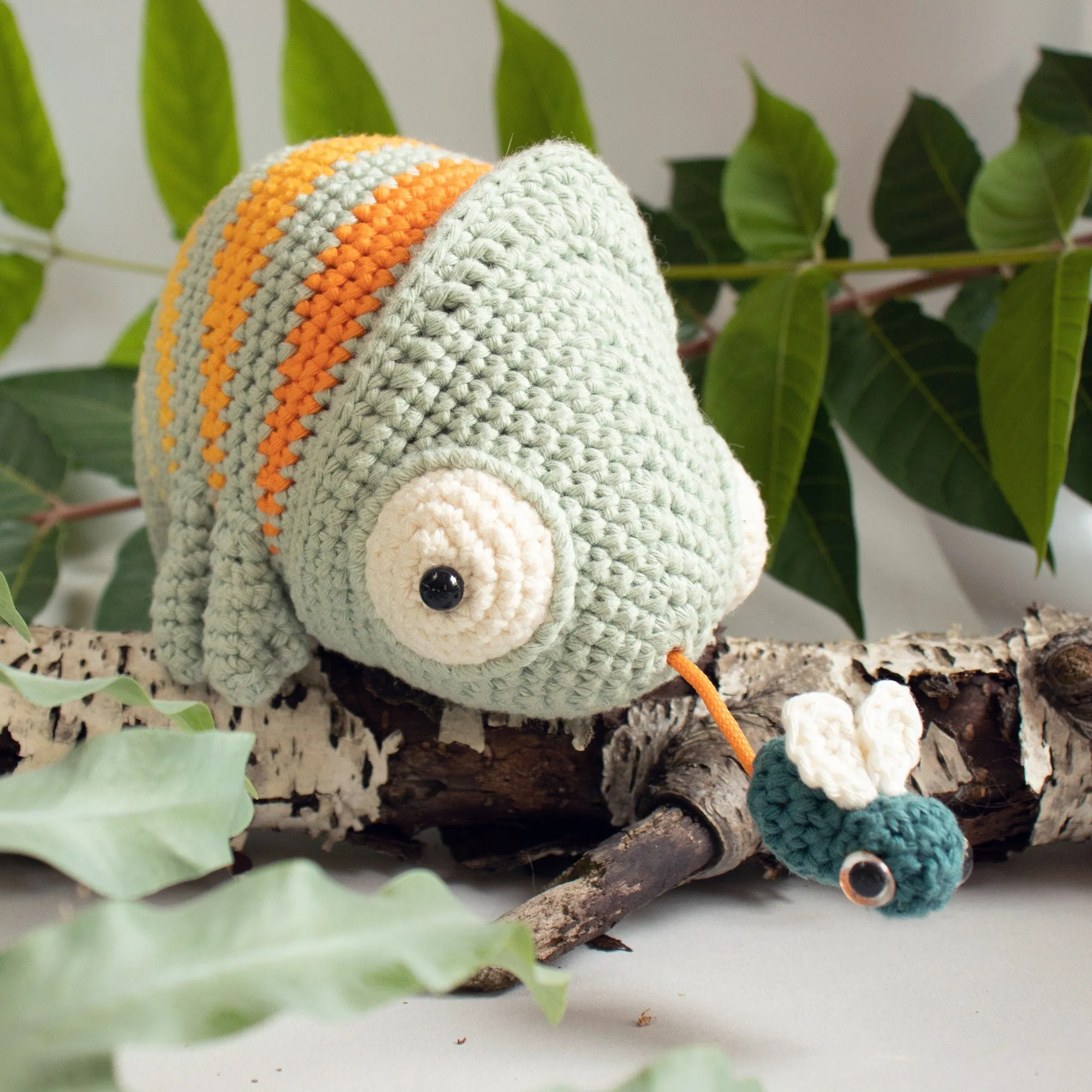 Crochet Pattern . Chameleon Conrad . Musical Toy