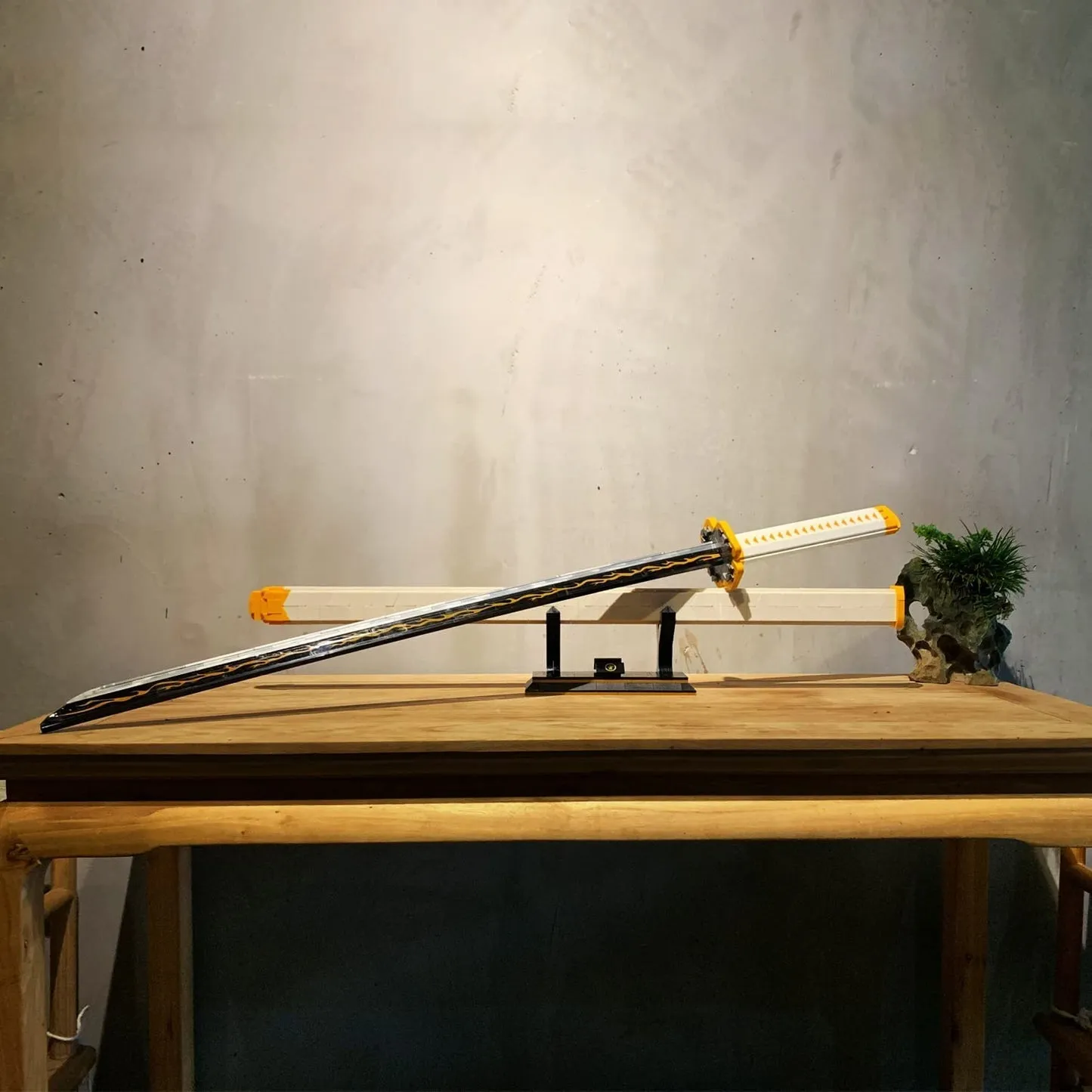 Demon Slayer Zenitsu Lightning Katana Sword Building Blocks with Stand