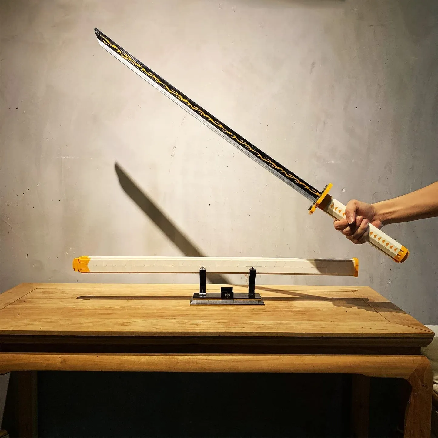 Demon Slayer Zenitsu Lightning Katana Sword Building Blocks with Stand