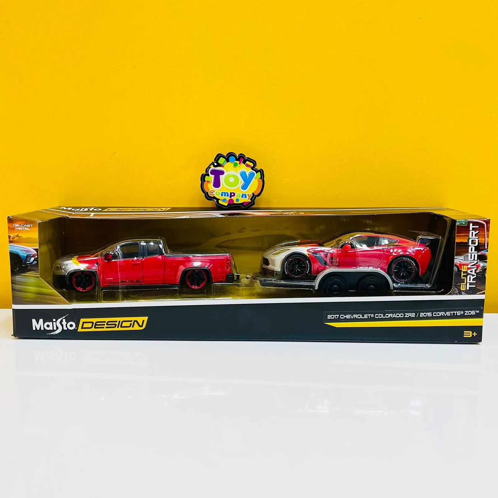 Maisto 1:24 Chevy Colorado ZR2 & 2015 Corvette Z06 on Trailer