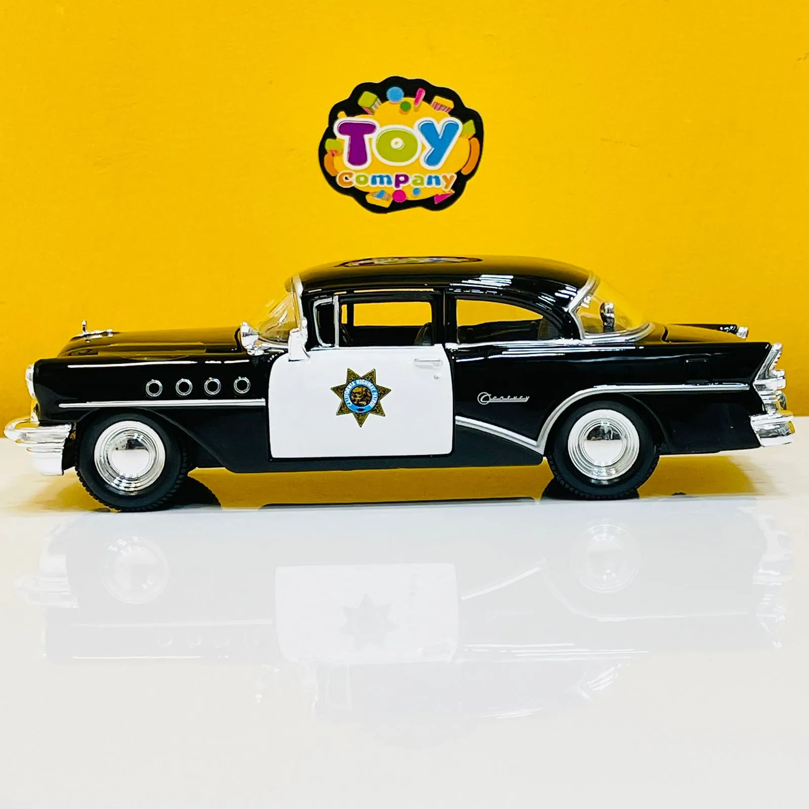 Maisto 1:26 Scale 1955 Buick Century Diecast Model Car