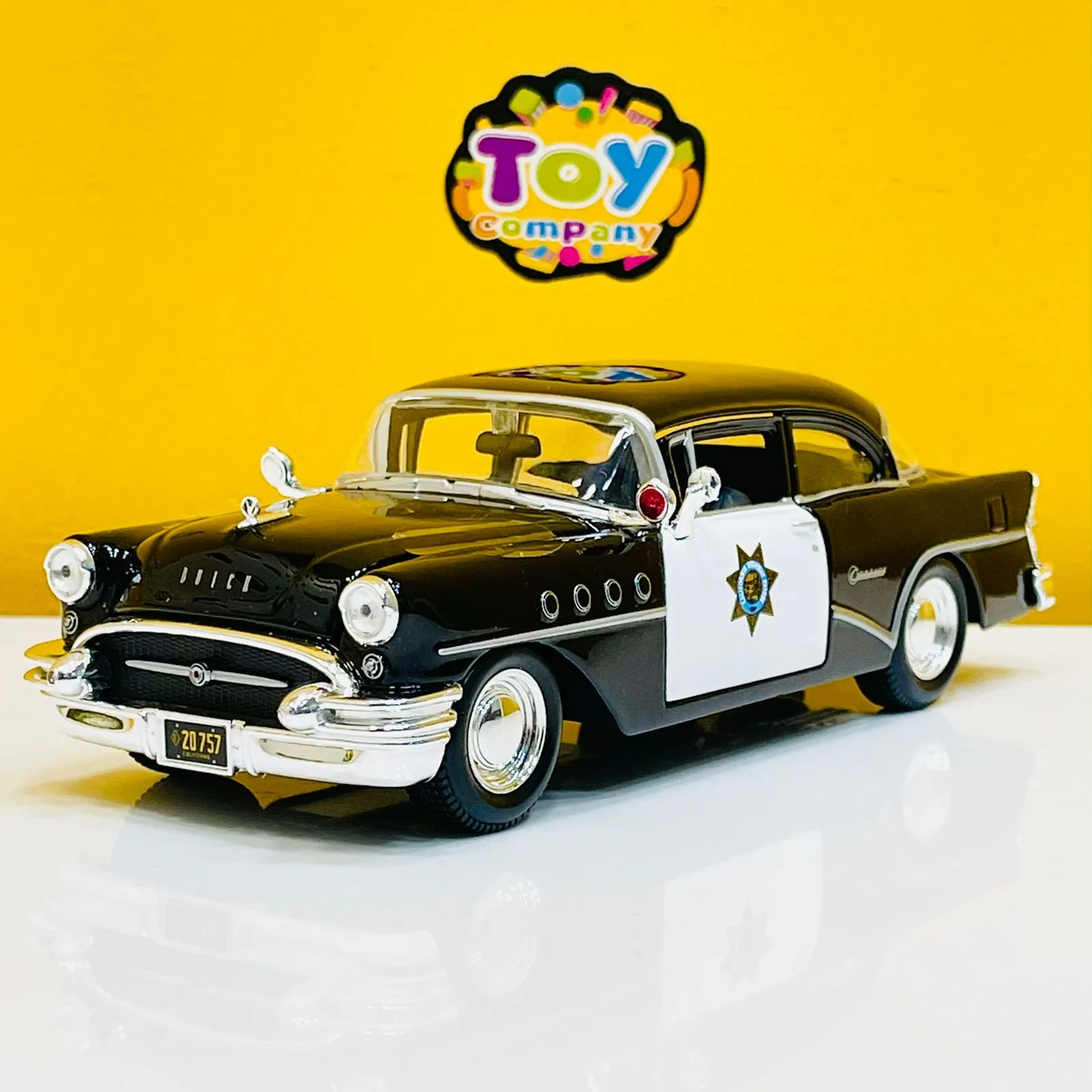 Maisto 1:26 Scale 1955 Buick Century Diecast Model Car