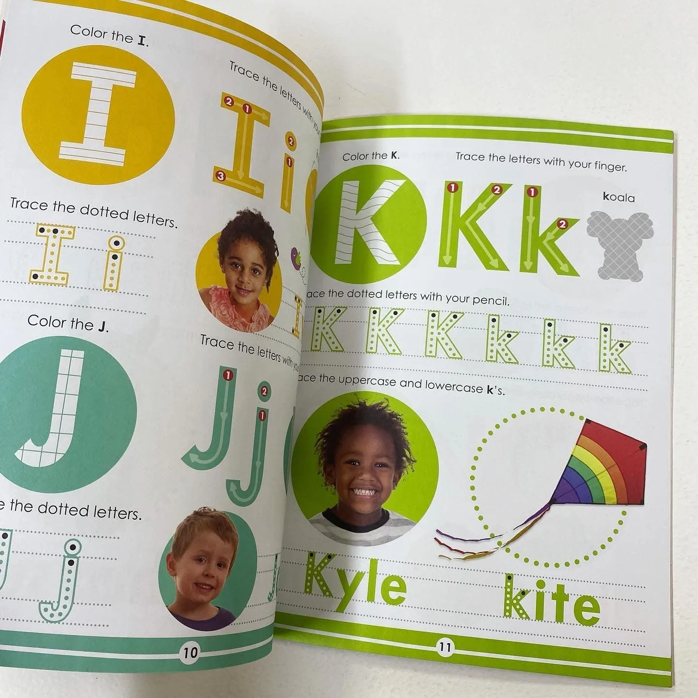 Workbook - Scholastic Early Learners - Get Ready for Pre-K Alphabet